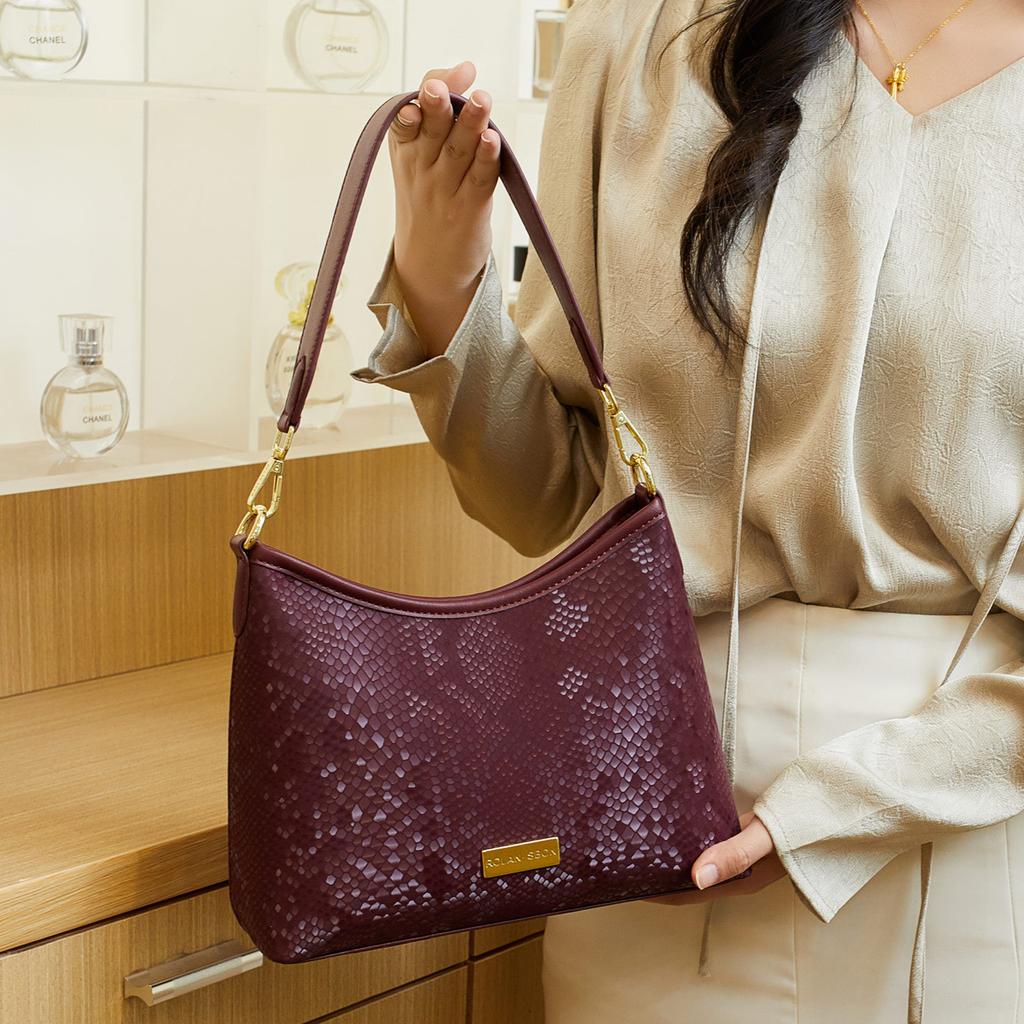 Korean and Japanese Style Light Luxury Sequin Bag for Women, Versatile for Commuting, New Fashion Shoulder and Underarm Bag