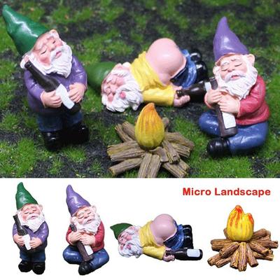 Mechové terárium, miniaturní skřítci, opilí elfové, vtipné čůrající elfové, trpasličí figurky, stolní dekorace, sběratelské