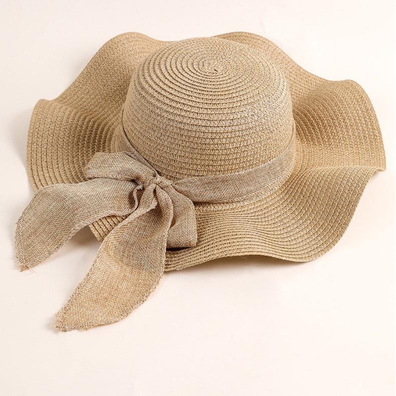 Summer Big Eaves Sunshade Straw Hat Korean Version Face Covering Seaside Vacation Sun Hat Foldable Temperament Spring and Summer Sunscreen Hat Women