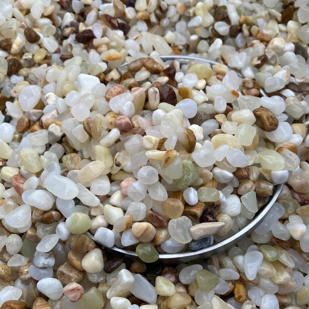 Natural Sandstone Polished Pebbles: 40 Jin for Fish Tank Landscaping & Succulent Decoration