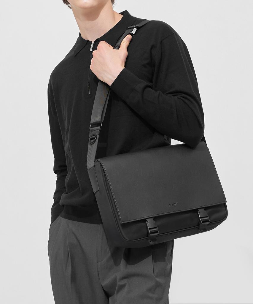 Qualpack Current Regular Messenger Bag 342