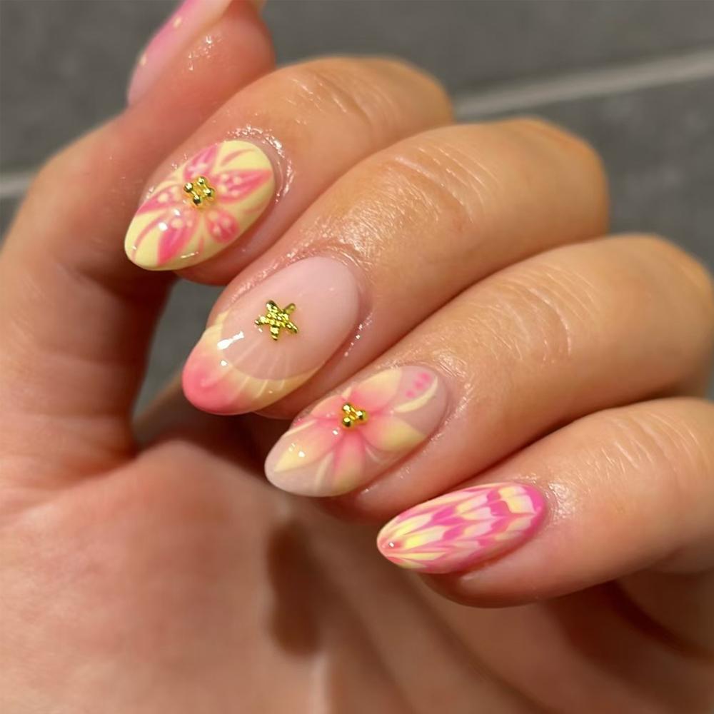 24pz Adesivi per Unghie in Gel 3D Ovali Corti, Crea Nail Art Fiore di Perla, Unghie Finte Acriliche French, Misura Corta Perfettamente Adatta Fal