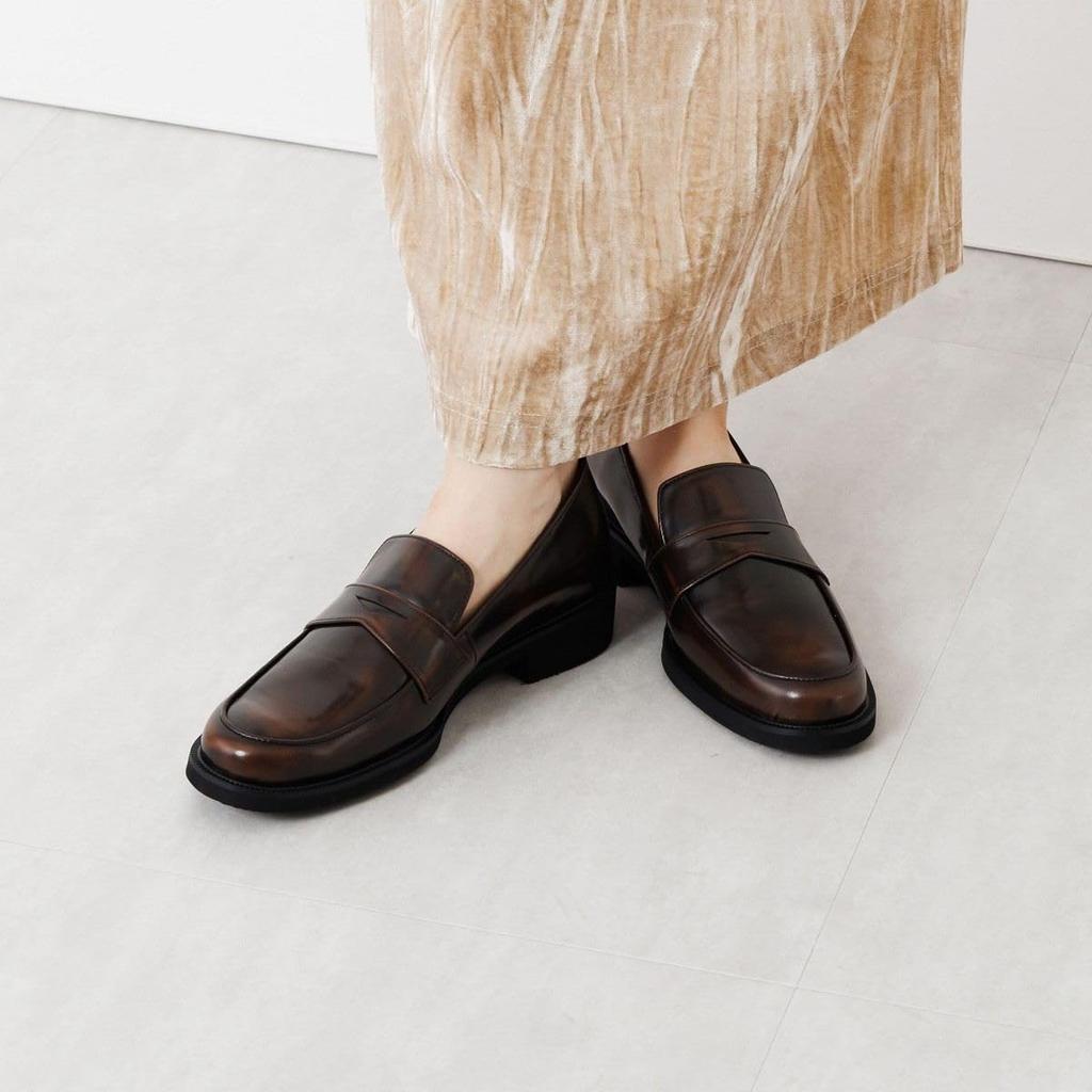 HIMIKO ADVAN Leather Loafers 651309 Brown 250cm, made with genuine leather and featuring a soft, cushioned, lightweight sole.