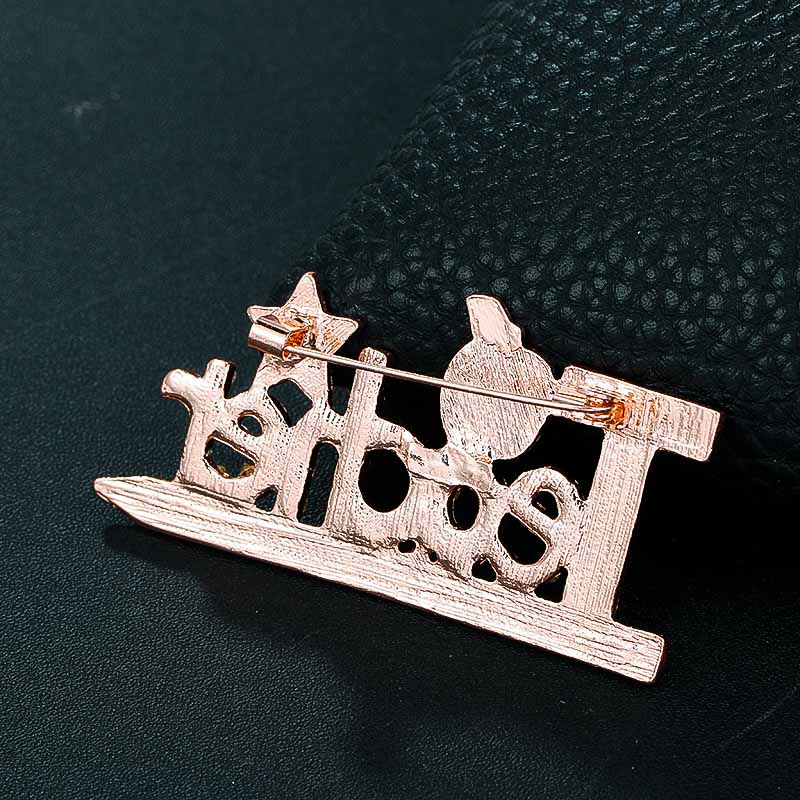 Weiman New Arrival Enameled Beautiful School Pencil Teacher Design Brooches Zinc Alloy Brooch Pins Rhinestones for Party Wedding