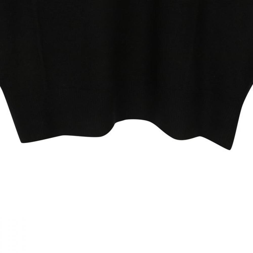 GGPX New York Half Neck Stud Knit Goakp002f