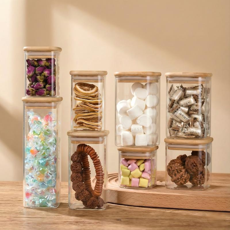 Borosilicate Glass Storage Jar with Bamboo Lid - Cylindrical Transparent Container for Tea or Food