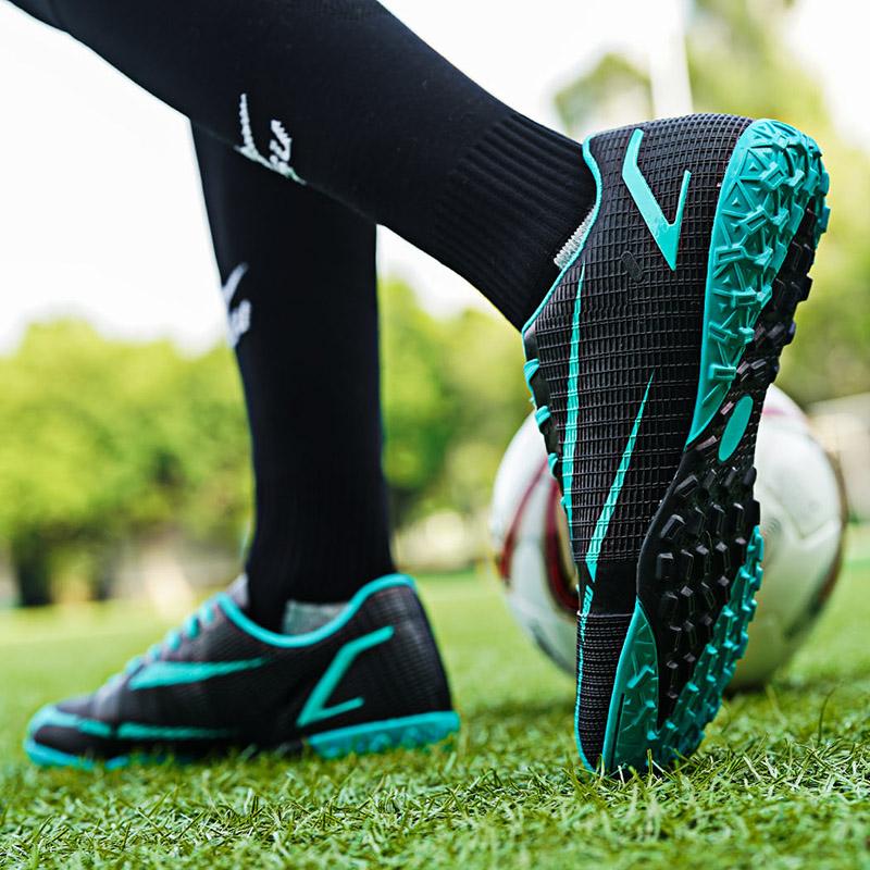 

2025 Мода Мужские Футбольные Бутсы Детские Длинные Шипы Профессиональные TF/FG Уличные Футбольные Бутсы Нескользящие Кроссовки Мальчик Тренировочная Обувь 45