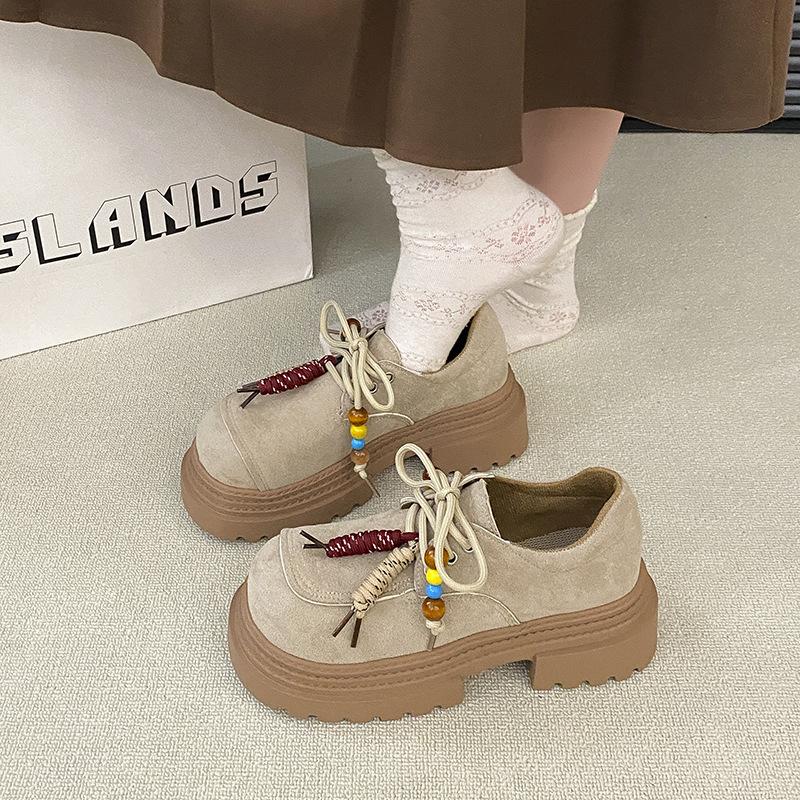 Muffin-Schuhe Damen Plateau mattes Leder 2025 Herbst neue Einzelschuhe kleine Höhenzunahme Freizeitschuhe Slipper kleine Lederschuhe