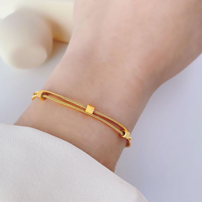 

Корейский минималистичный двухслойный браслет из титановой стали со змеиной цепочкой - Модный, нишевый дизайн для лучших друзей