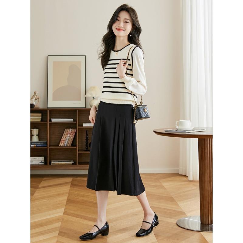 Fake Two-piece Knitted Sweater Women's Spring and Autumn New Long-sleeved Retro Striped Pullover Sweater Top