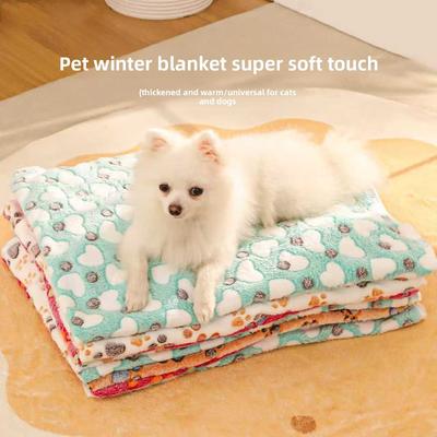 Winter Pet Thickened Blanket, Coral Fleece Dog Sleeping Pad, Comfortable and Warm Pad, Small and Medium-sized Pet Quilt