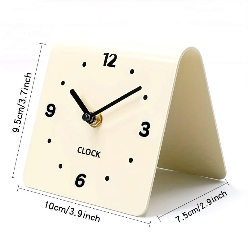 1pc Modern Silent Desktop Clock,Irregular Shape, Plastic Material, Flat Crown, Battery Operated AA, ,Classroom Battery Not Included