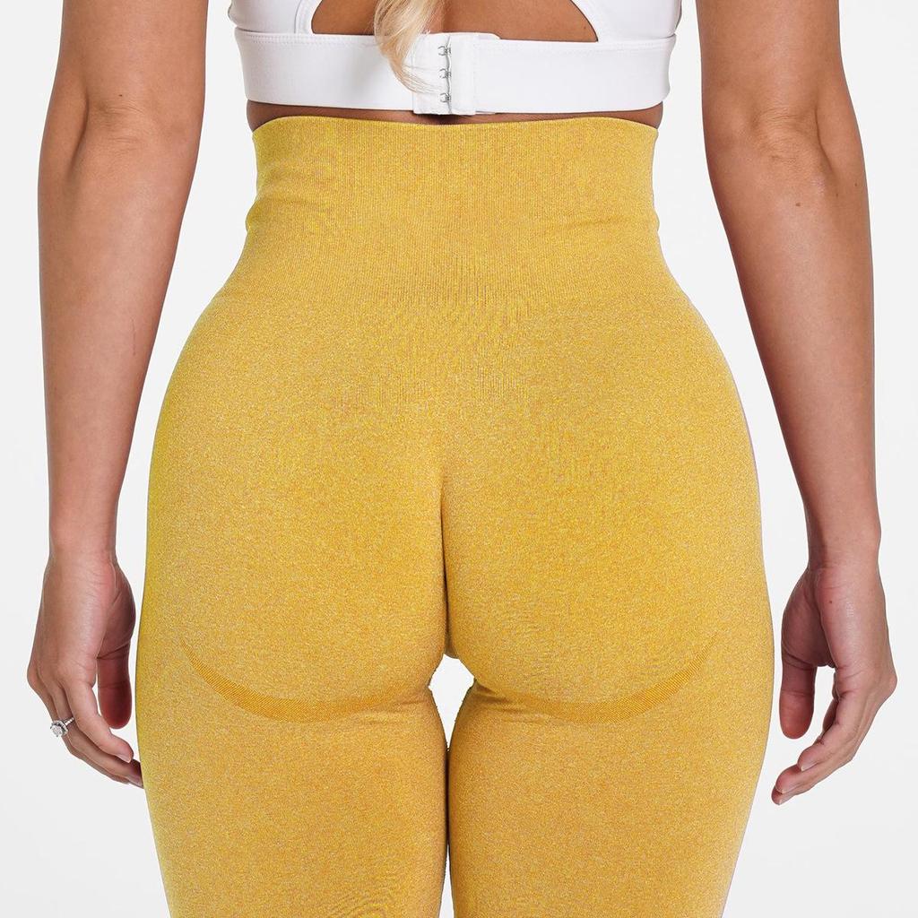 Seamless Butt-Lifting Moisture-Wicking Yoga Leggings for Women