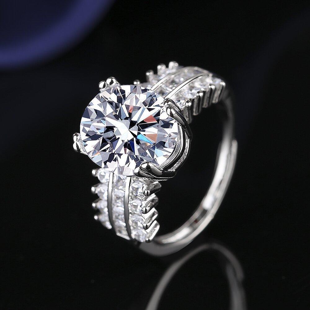 Inlaid 5-carat White Square Diamond Ring European and American Fashion Ring Women's Simple Ring