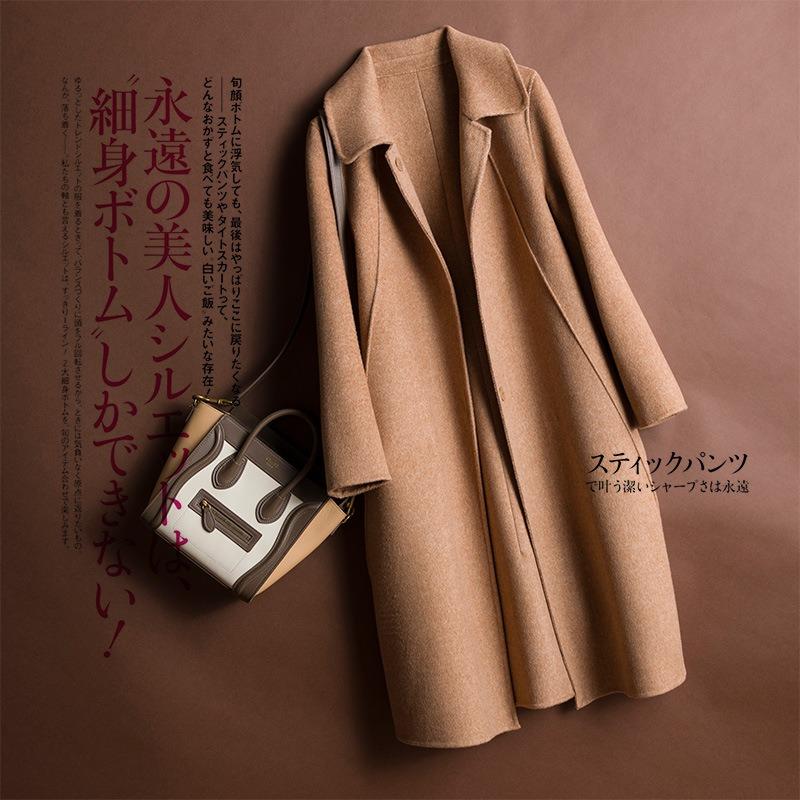 Autunno e inverno stile coreano cappotto in lana sintetica cappotto per donne temperamento casual abito da mamma colletto da bambola lunghezza media stile Hepburn