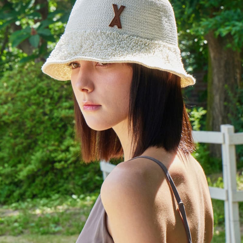 

VARZAR VA Патч Панама Ведро Слоновая кость FREE