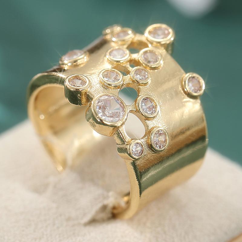 Vintage Inlaid White CZ Women's Ring Gold Color Geometry Hollow Daily Wear Party Jewelry Anniversary Gift