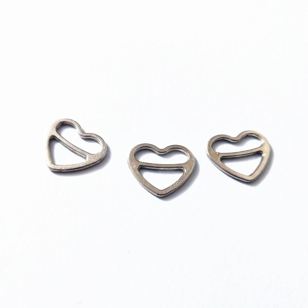 Heart-Shaped Alloy Buckle for Swimsuits, Lingerie, Shoes, and Clothing