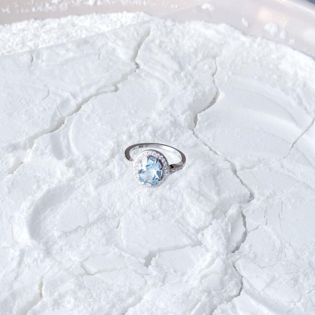 Silver Ring with Natural Topaz 3.643ct, Product Weight 3.83 G (2165910)