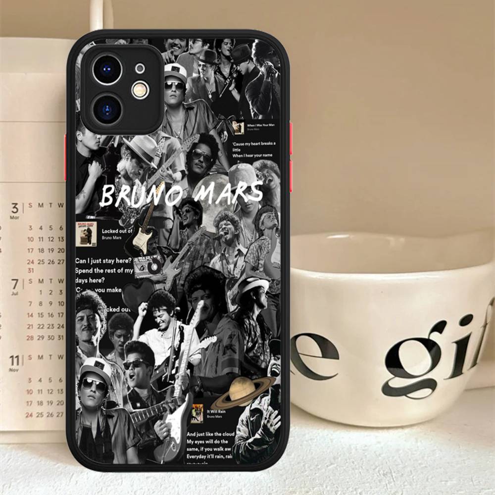 B-Bruno M-Mars Singer For IPhone 16 15 14 13 12 11 Pro Max X XS MAX Plus Translucent Black Phone Cover