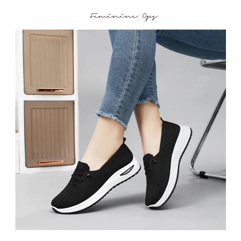 Women's Shoes New Styles Plus Size Casual Shoes Flyknit Breathable Mom Shoes Low-Cut Lightweight Flats Lace-Up Mesh Shoes