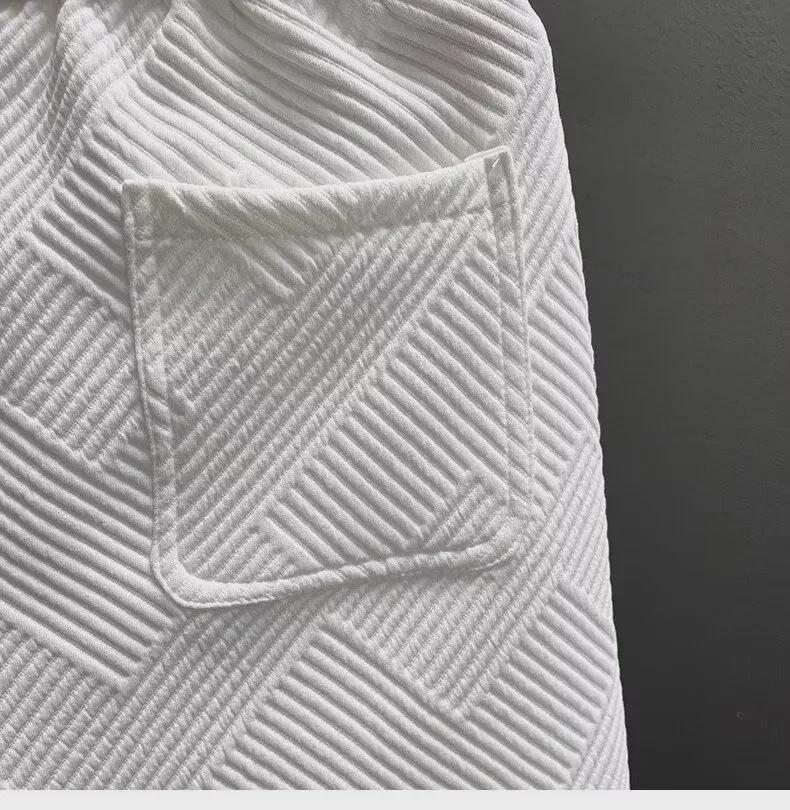 Men's Trendy White Diamond Pattern Shorts – Stylish Summer Home Wear