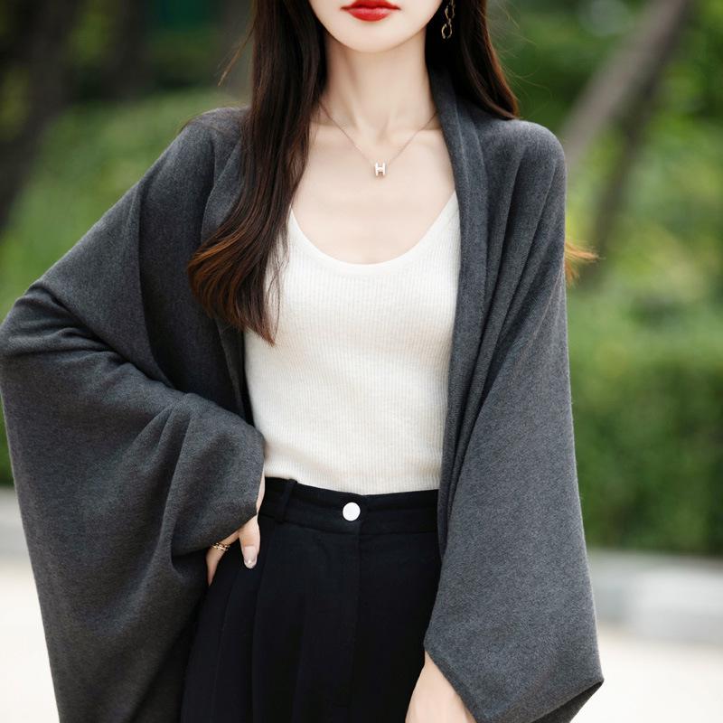 Women's Long-Sleeve Knit Cardigan - Spring/Autumn 2024, High-End, Loose Fit Sweater, Elegant Top
