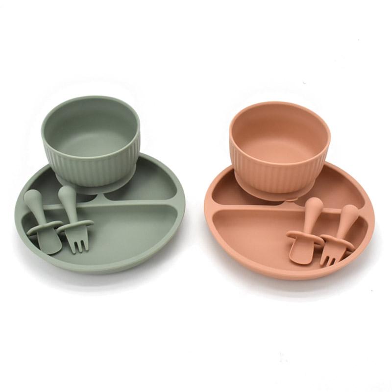 4Pcs/Set Silicone Baby Feeding Bowl BPA Free Waterproof Solid Color Dinner Plate With Sucker