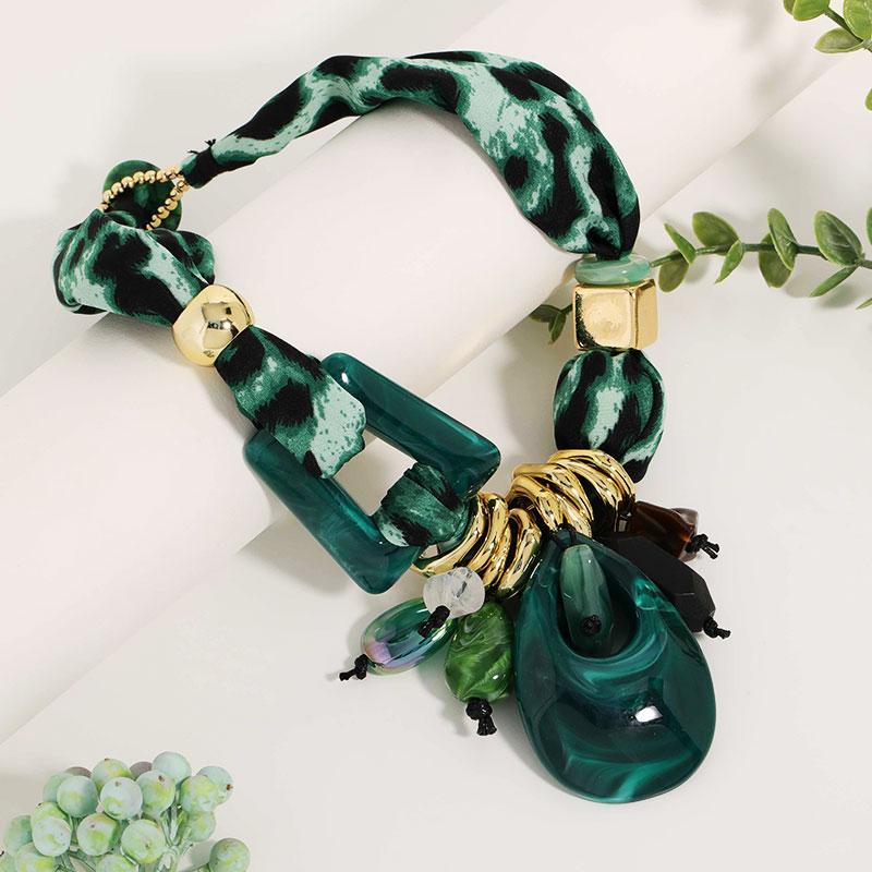 Collana geometrica a contrasto statement fatta a mano per donna Gioielli trendy per matrimoni e feste