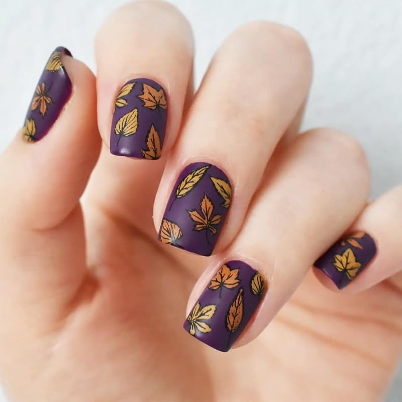 Maple Leaf Press on Nails Fall Leaves Stick on Fingernails Thanksgiving Short Square False Nails 24Pcs Glossy Silver Glitter Acrylic Fake Nail Autumn