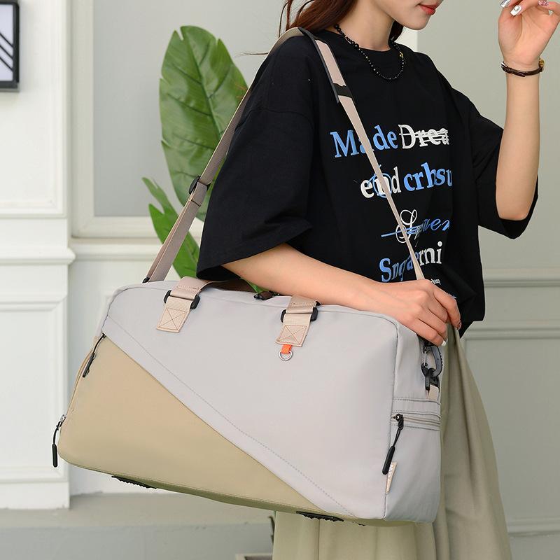 Simple business trip, large capacity, carry-on luggage with shoes compartment, wet and dry separation, sports and fitness bag can be set with tie rod.