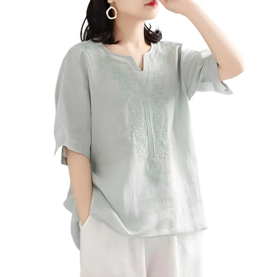 Women Tops V-Neck Short Sleeve Embroidery Flower Pattern Pullover Tops Solid Color Loose Fit Casual T-shirt Daily Wear