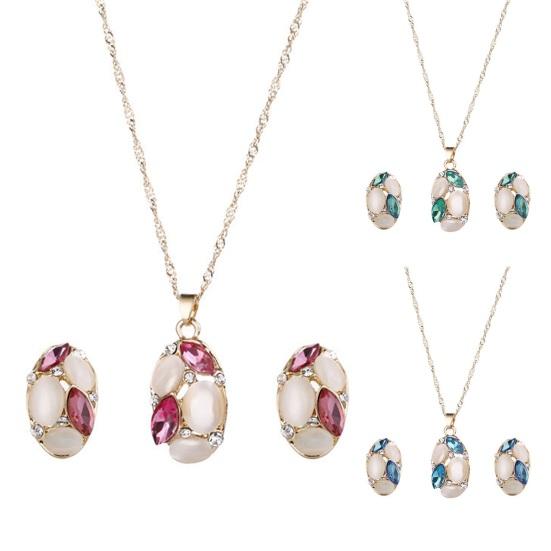 Ensemble de colliers et boucles d'oreilles ovales en fausse opale pour femmes, ensemble de luxe, pendentif, clous d'oreilles, strass brillants, décor élégant, 2 pièces/ensemble