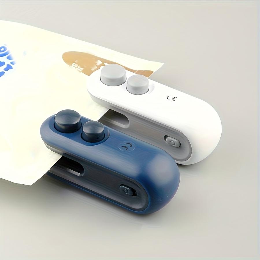 Portable Vacuum Sealer Snack Bag Sealer USB Charging Magnetic Seal Cutter In One Built-in Lithium Battery