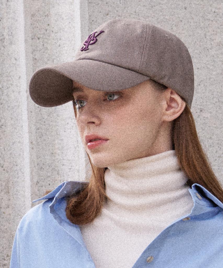 Hwaiteusaenjeu Purple Label Tgr Embroidered Ball Cap Heda