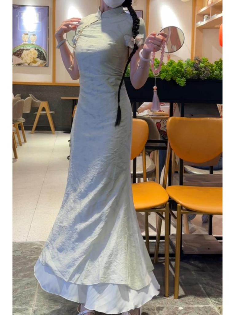 Retro Chinese Stand Collar Cheongsam: Step by Step Lotus Spliced Slimming Dress