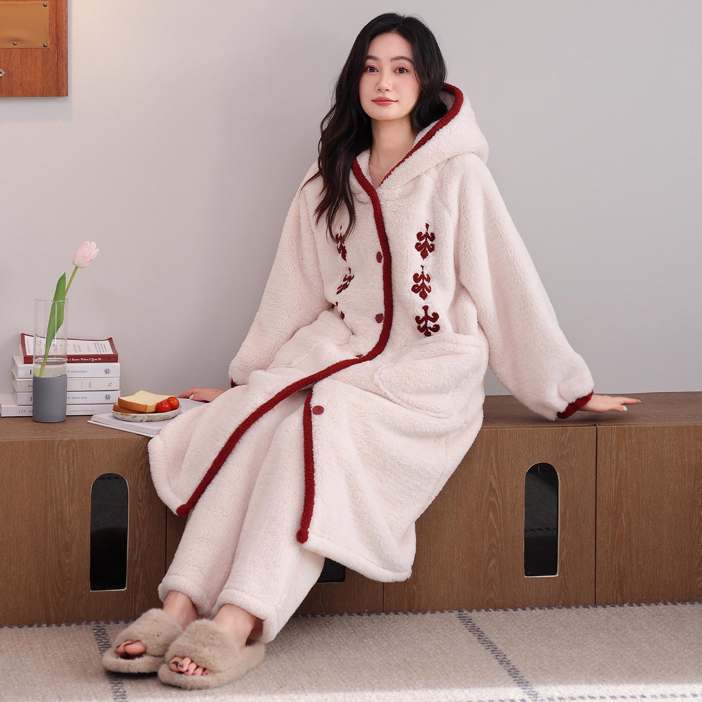 

Женский зимний пижамный комплект из хлопкового флиса Шу: Халат с капюшоном и длинные брюки XXL (Height 170-175 cm, Weight 140-160 kg)