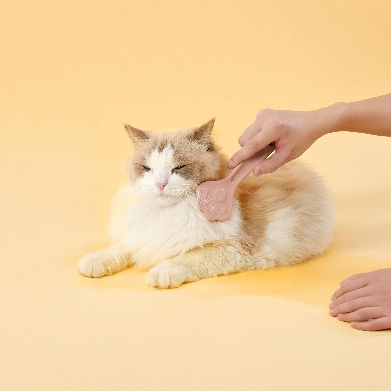 

Pet Massage Roller Brush for Dogs Cats Bathing Grooming Massage Tool розовый
