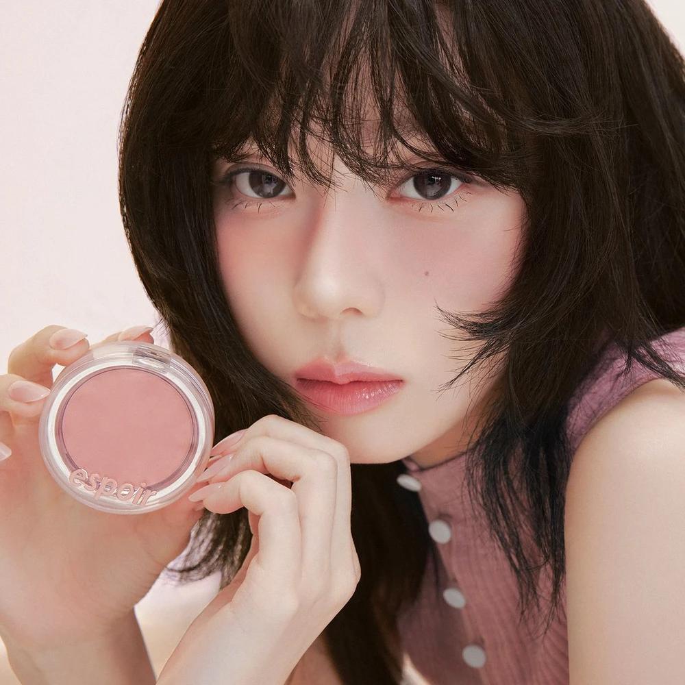 Blur wear blush No. 1 Nu Pink