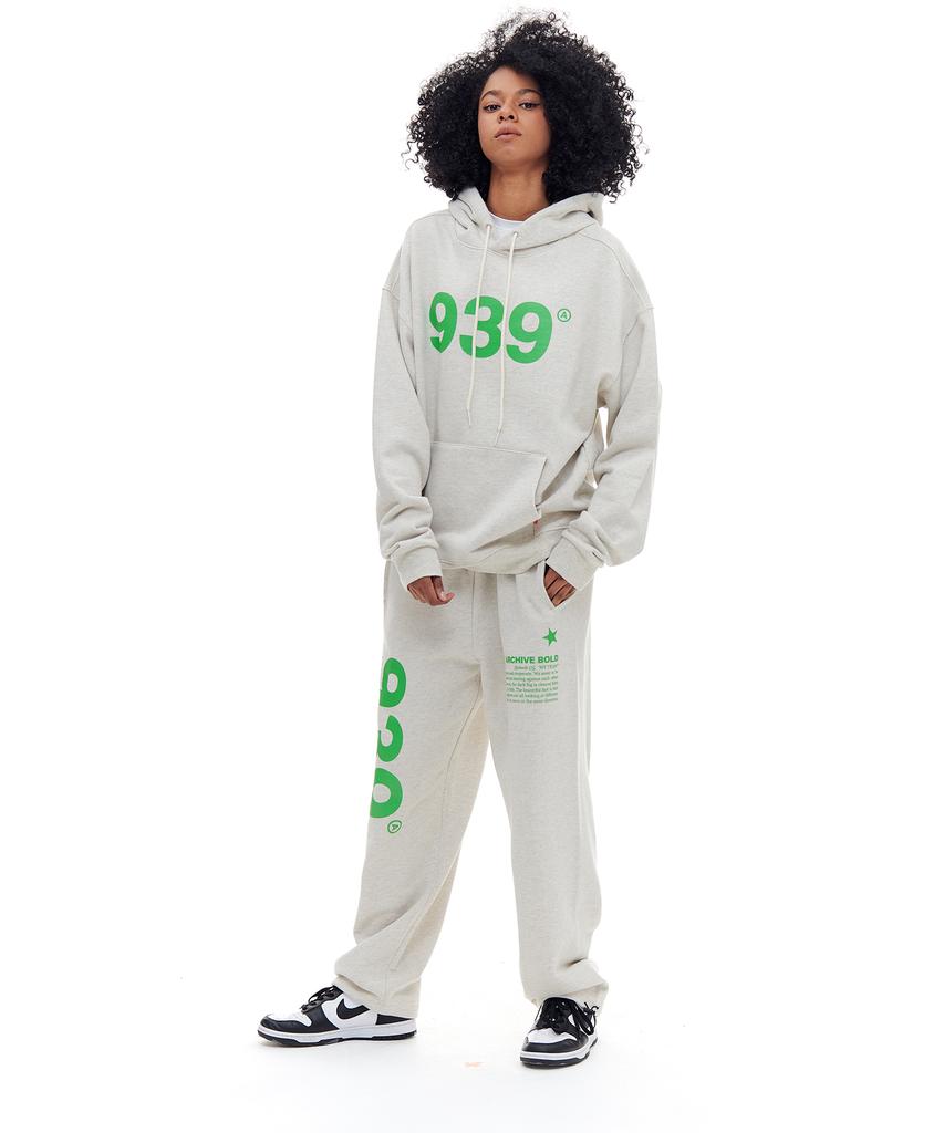 Akaibeuboldeu 939 Logo Sweat Pants (Oatmeal)