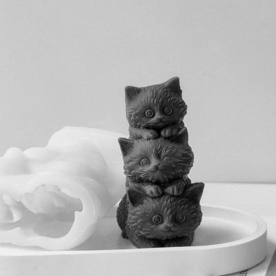 DIY Animal Three Kittens Silicone Mold Stacking Cats Cute Aroma Candle Plaster Ornaments Car Aromatherapy Candle Making Molds