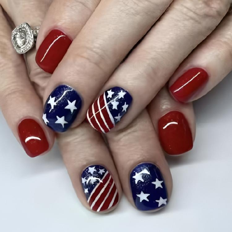 

24 Pcs Short Square Press On Nail Independence Day False Nail Flag Day Artificial Nail 4th of July Stick on Nail 1