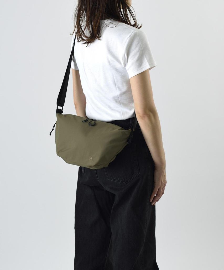 Millest TROT Soft Shoulder and Bag, Small, Black, Lightweight, Water-Resistant, Compact, Multi-functional, Travel, Sports, Men's Women's