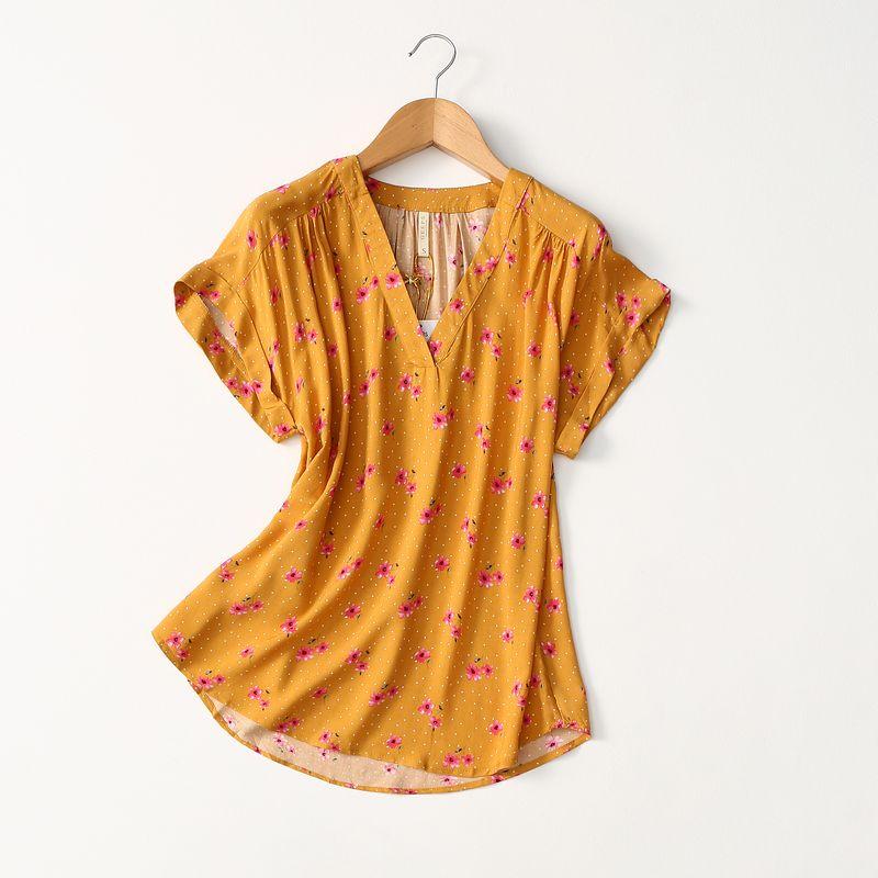 

Export Export Tail Order Loose V Neck Print Short-Sleeved Cotton Silk Shirt Women s Short-Sleeved Artificial Cotton Tops Women s Summer Yellow bottom safflower Euro code-S