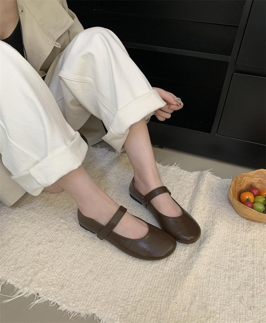 

Beautiful single shoes! French retro black one-word buckle Mary Jane shoes women s evening wind 2025 flat-bottomed shallow mouth single shoes 39