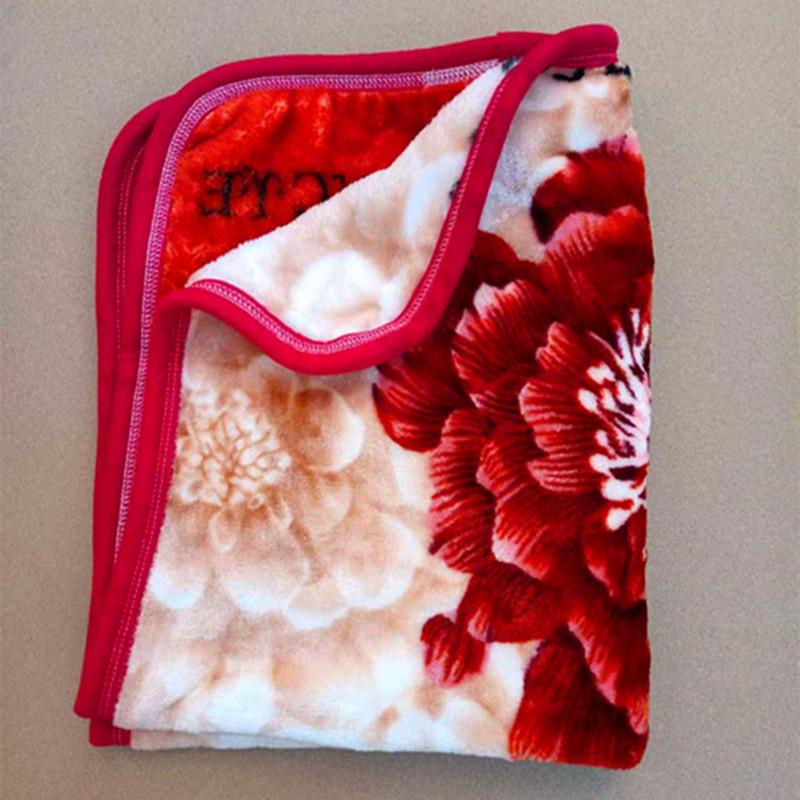 Cozy Pet Blanket for Dogs & Cats - Autumn/Winter, Air Conditioning, Cage Pad, Pomeranian & Teddy Friendly.