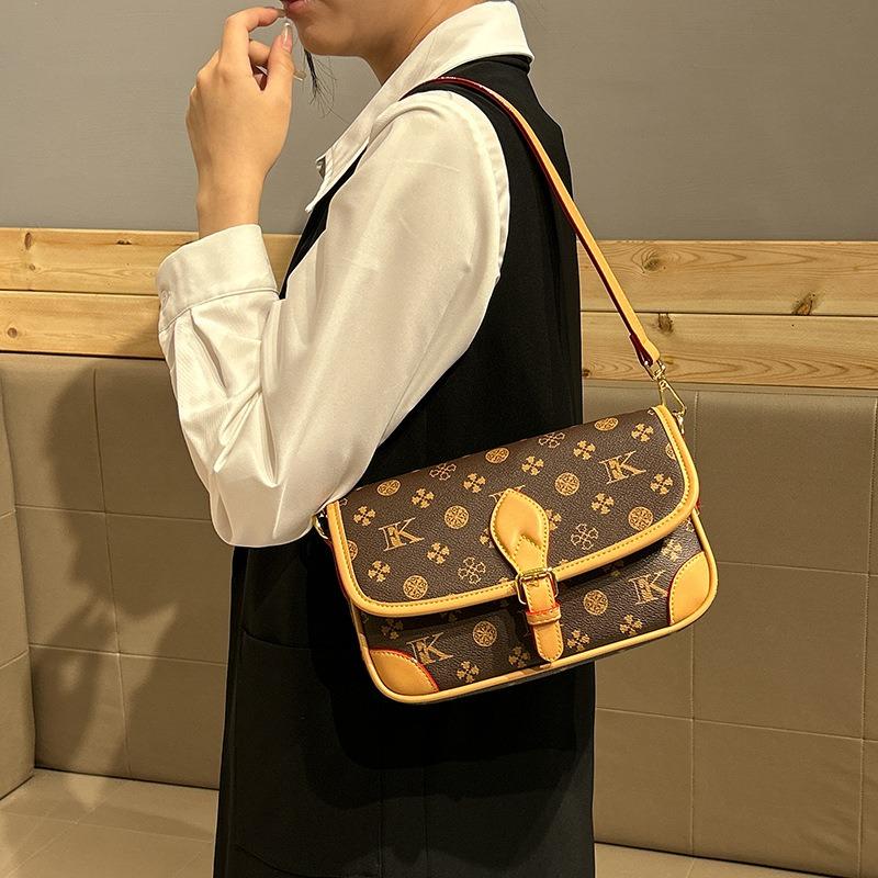 Classic Retro Versatile Presbyopia Shoulder Bag Women's Light Luxury Printed Letter Bag Fashion Underarm Bag Crossbody Small Square Bag