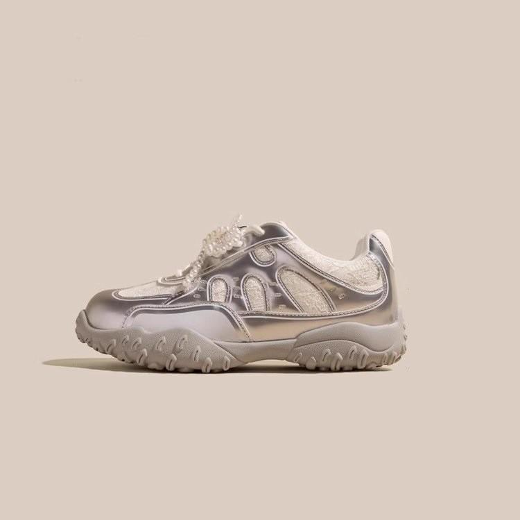 Pearl Shoelaces Casual Sports Mesh Shoes Girl Invisible Height Increasing Shoes