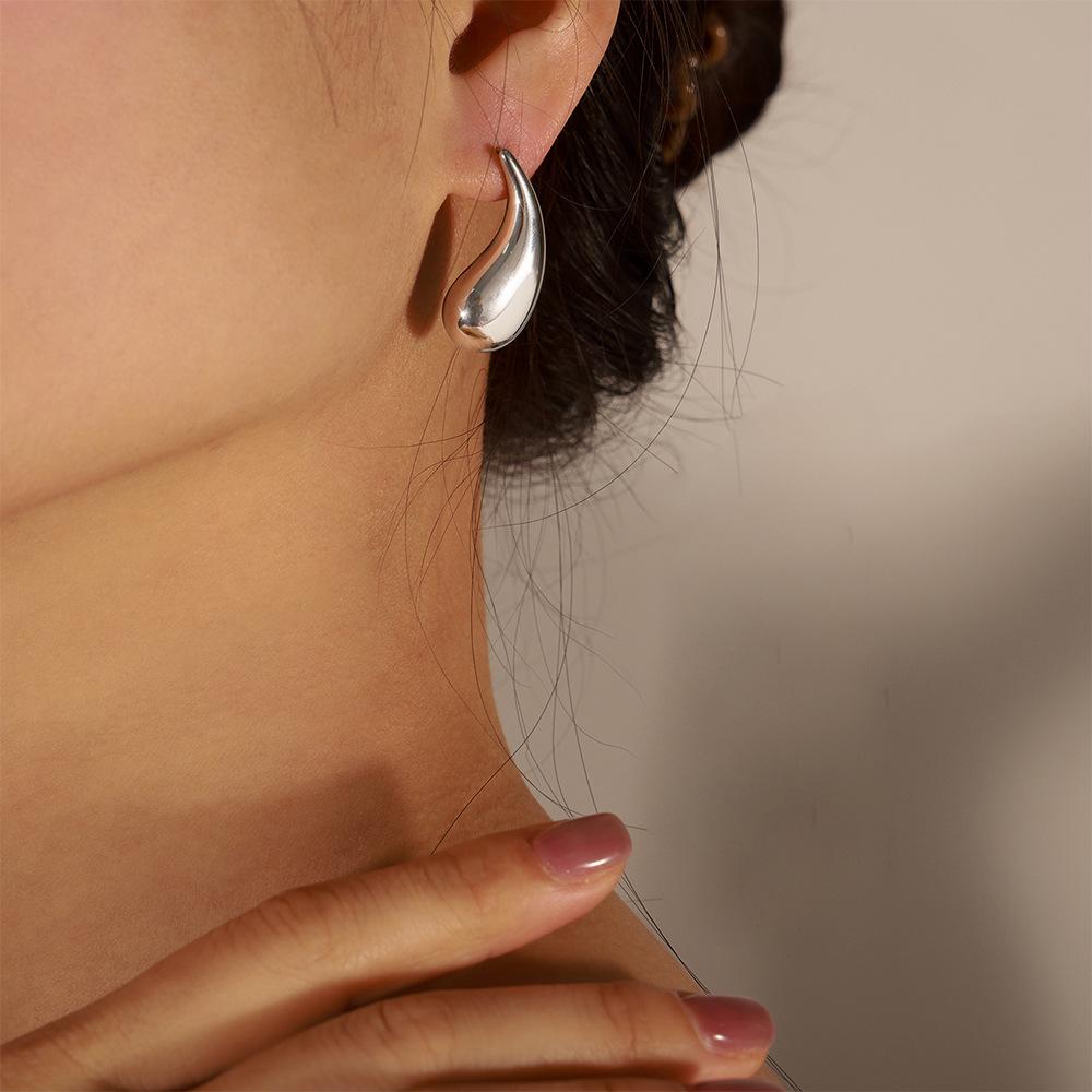 European & American Style Titanium Steel Geometric Comma Earrings - Shiny, Light Luxury INS Design Women s Fashion Accessory