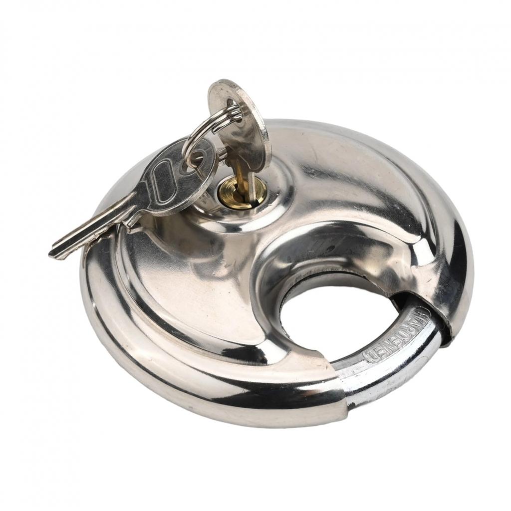 Convenient Carriage Warehouse Door Locking Mechanism